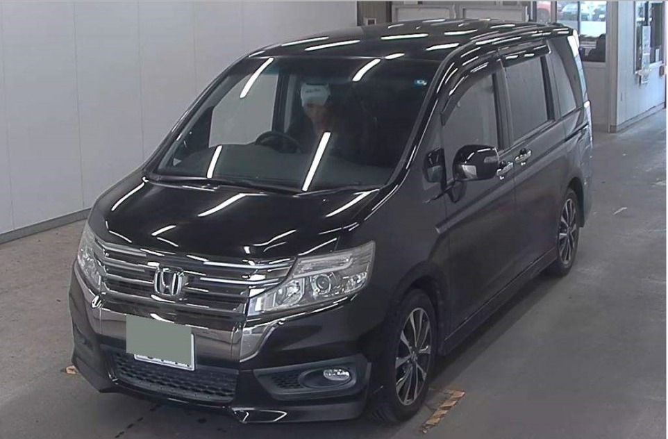 HONDA STEPWAGON SPAD Z COOL SPIRIT